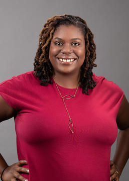Deva Woodly portrait