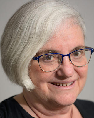 Julie Rueben